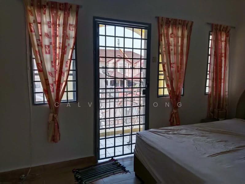 2-storey Terraced House for Sale in Putra Heights (Subang Jaya) - Calvin Chong - Bedroom - PropertyGuru.com.my
