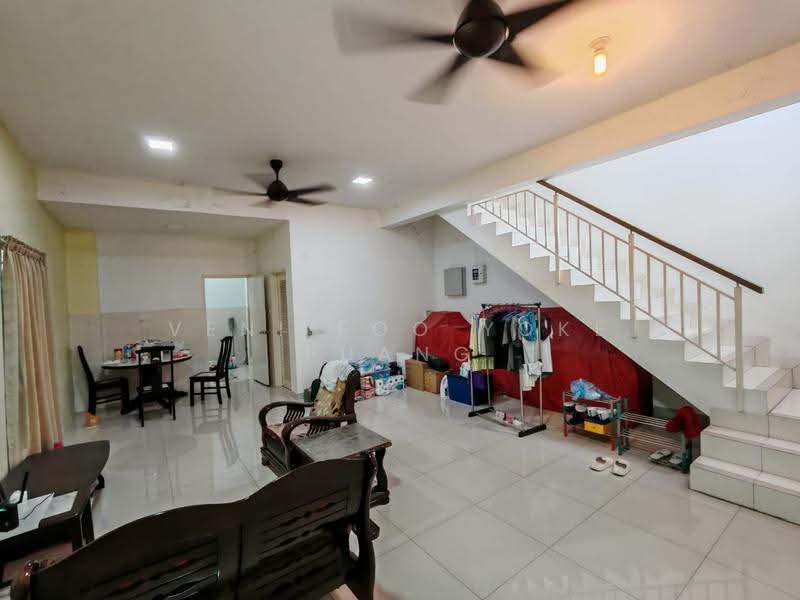 Rumah Kluster untuk Disewa di Setia Alam (Selangor) - Veni Foo Yoke Fuang - Living Room - PropertyGuru.com.my