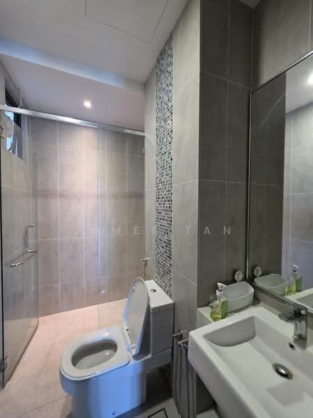 Condominium for Rent at Queens Residences Q2 @ Queens Waterfront - James Tan - Bathroom - PropertyGuru.com.my