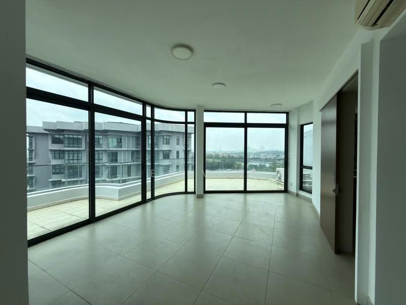 Service Residence for Sale at Aragreens - Eu Vin - Balcony - PropertyGuru.com.my