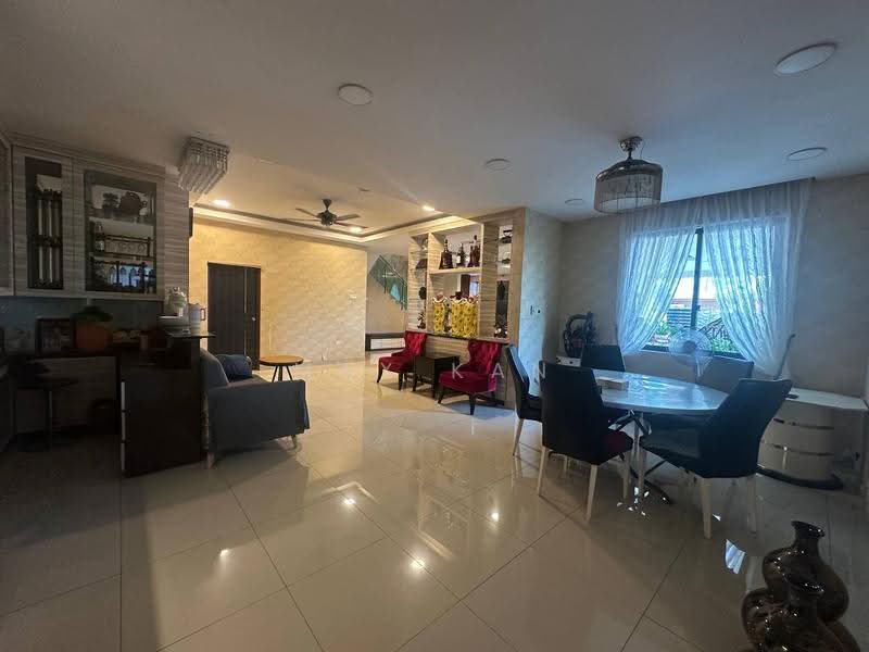 Rumah Kluster untuk Dijual di Johor Bahru (Johor) - Max Kan - Living Room - PropertyGuru.com.my