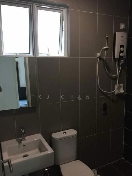 Kediaman Servis untuk Disewa di Skysuites @ Meldrum Hills - SJ CHAN - Bathroom - PropertyGuru.com.my