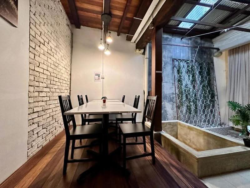Rumah Teres 1.5-Tingkat untuk Disewa di George Town (Penang) - Alwin Zh Chen Lim - Dining Room - PropertyGuru.com.my