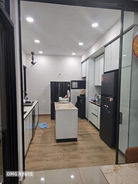 2-storey Terraced House for Sale in Setia Alam (Selangor) - Rylin Tan - Kitchen - PropertyGuru.com.my