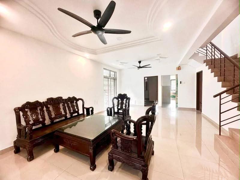 2-storey Terraced House for Sale in Taman Nusa Bestari (Iskandar Puteri (Nusajaya)) - Junz Liew - Living Room - PropertyGuru.com.my