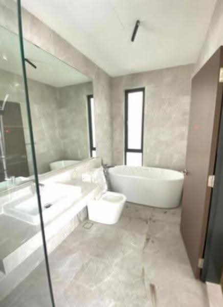 Semi-Detached House for Sale in Sepang (Selangor) - Jeff Kok - Bathroom - PropertyGuru.com.my