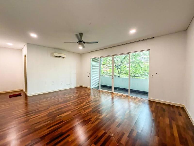 Rumah Teres 3-Tingkat untuk Dijual di Bukit Jelutong (Shah Alam) - Izzat Zamros - PropertyGuru.com.my