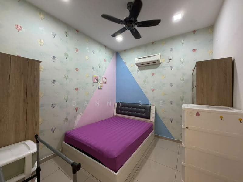1-storey Terraced House for Rent in Taman Lagenda Putra (Kulai) - Danny See - Bedroom - PropertyGuru.com.my