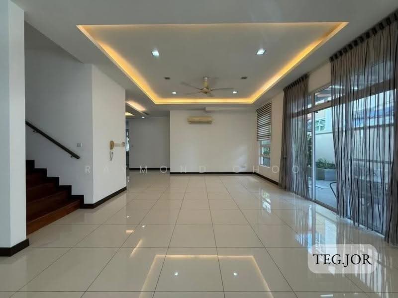 Semi-Detached House for Sale in Setia Eco Park (Setia Alam) - Raymond Choo - Living Room - PropertyGuru.com.my