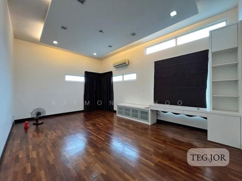 Semi-Detached House for Sale in Setia Eco Park (Setia Alam) - Raymond Choo - Living Room - PropertyGuru.com.my
