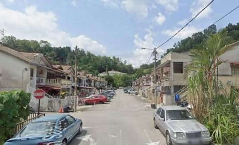 Rumah Bandar untuk Dijual di Taman Saga (Ampang) - Jason Tang - PropertyGuru.com.my