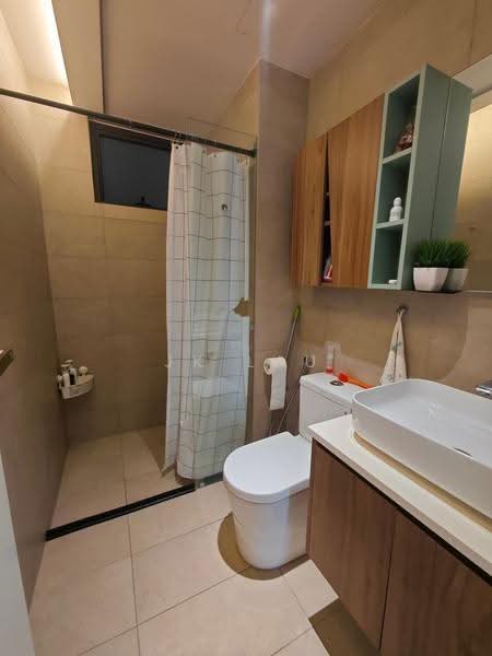 Kondominium untuk Disewa di O'hako Residence - JK Lau - Bathroom - PropertyGuru.com.my