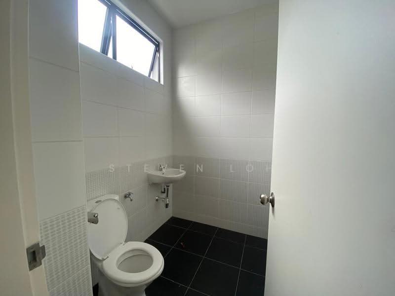 2-storey Terraced House for Sale in Kota Masai (Pasir Gudang) - Steven Loh - Bathroom - PropertyGuru.com.my
