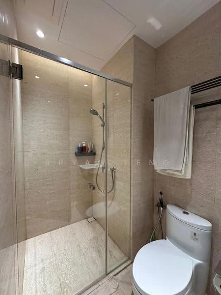 Service Residence for Rent at Marriott Residence @ Gurney - Bryan Teng - Bathroom - PropertyGuru.com.my