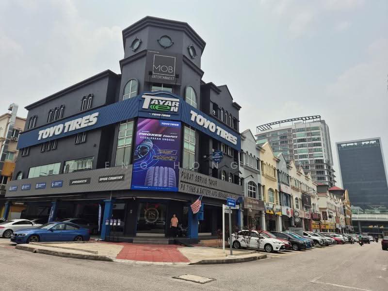 Shop for Sale in Dataran Sunway (Kota Damansara) - Zheng Hong Tan - Exterior - PropertyGuru.com.my