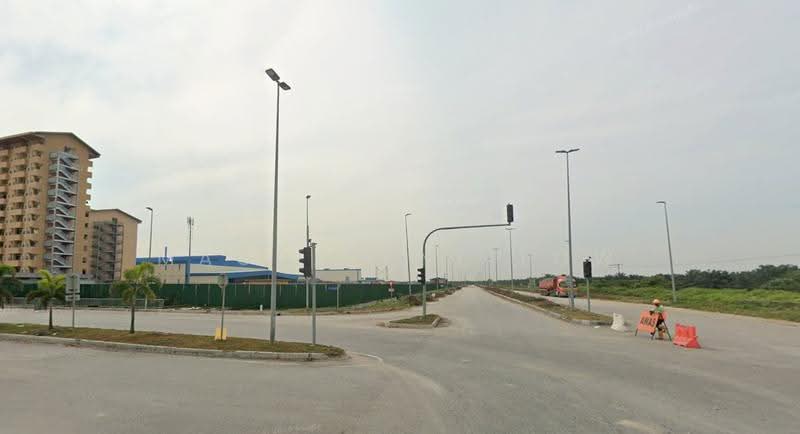 Tanah Komersial untuk Dijual di Bandar Mahkota Banting (Tanjong Duabelas) - Magdalene Low - Exterior - PropertyGuru.com.my