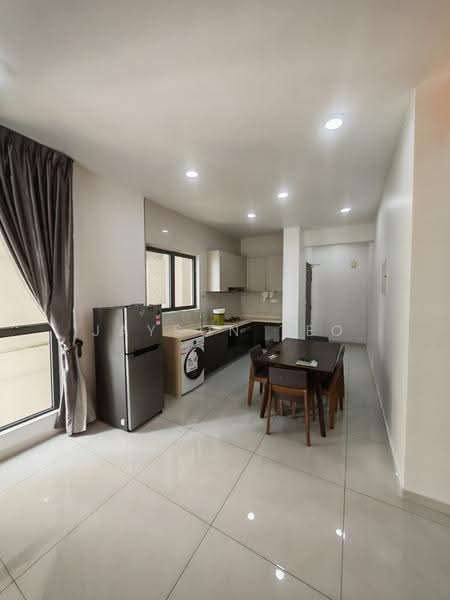 Condominium for Rent at Royal Strand @ Country Garden Danga Bay - Jayson Teo - Kitchen - PropertyGuru.com.my