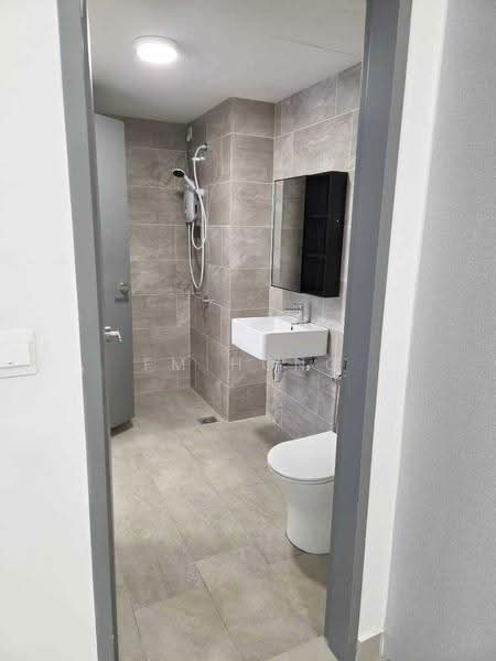 Service Residence for Sale at M Arisa - FM Hong - Bathroom - PropertyGuru.com.my