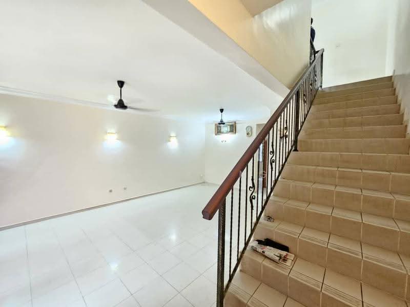 Rumah Teres 2-Tingkat untuk Dijual di Taman Seri Taming (Cheras) - Bryan Ng - PropertyGuru.com.my