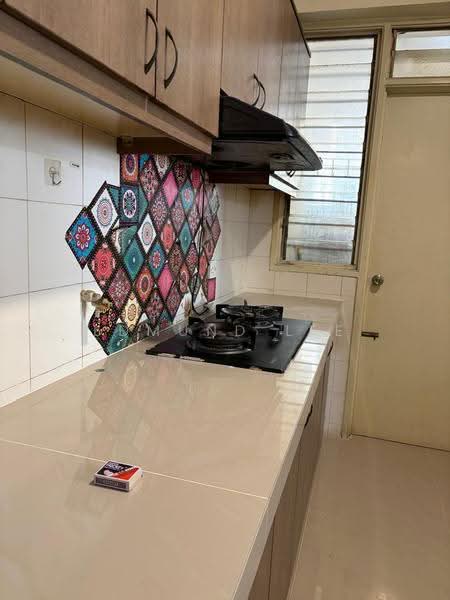 Kondominium untuk Dijual di The Tamarind - Edmund Lee - Kitchen - PropertyGuru.com.my