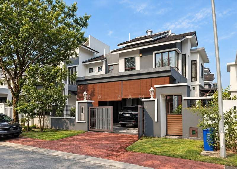 Semi-Detached House for Sale in D'Kayangan (Shah Alam) - Adzura Zamedin - Exterior - PropertyGuru.com.my