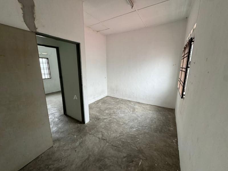 2-storey Terraced House for Sale in Kota Tinggi (Johor) - ALEX TAN - Interior - PropertyGuru.com.my