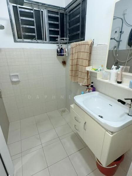 2-storey Terraced House for Sale in Taman Setia Indah (Tebrau) - Daphne Lee - Bathroom - PropertyGuru.com.my
