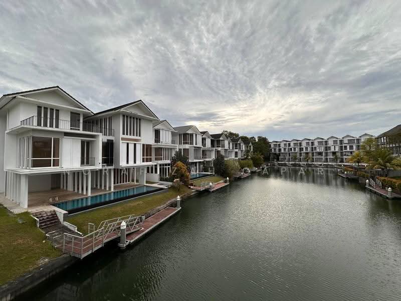 Semi-Detached House for Sale in Taman Molek (Johor Bahru) - NoraFizah Gapar - Exterior - PropertyGuru.com.my