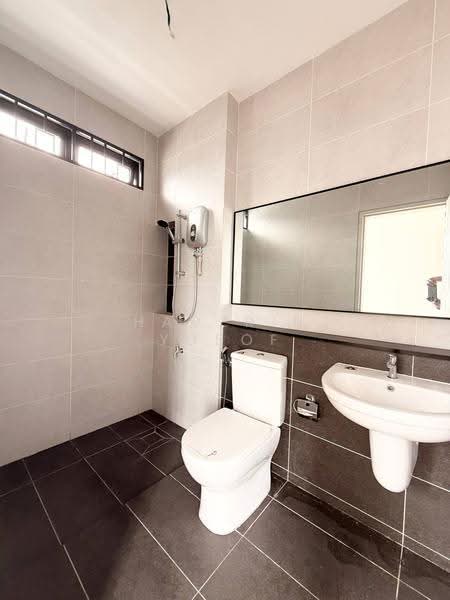 2-storey Terraced House for Sale in Elmina (Shah Alam) - HADZRIN YUSOF - Bathroom - PropertyGuru.com.my