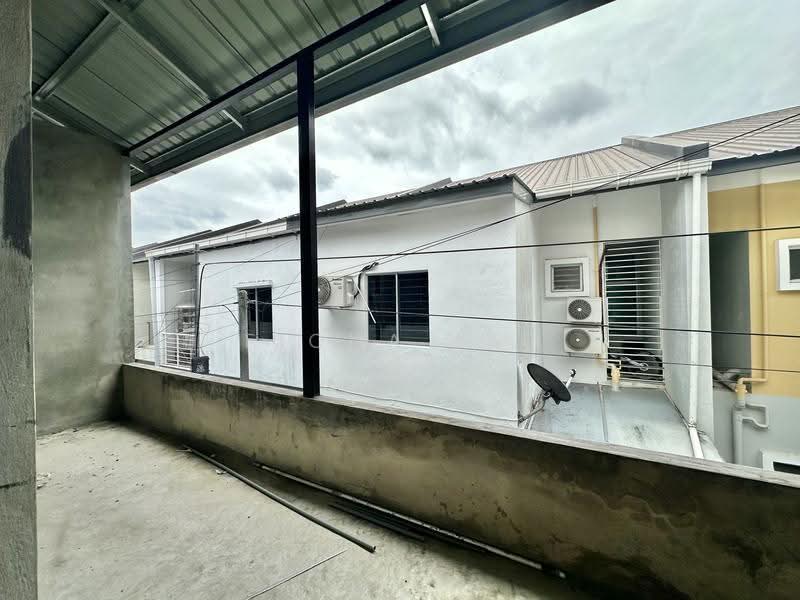 2-storey Terraced House for Sale in Taman Bukit Sepangar (Kota Kinabalu) - Fiona Lai - Exterior - PropertyGuru.com.my