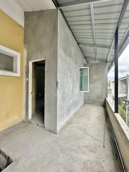 2-storey Terraced House for Sale in Taman Bukit Sepangar (Kota Kinabalu) - Fiona Lai - Balcony - PropertyGuru.com.my