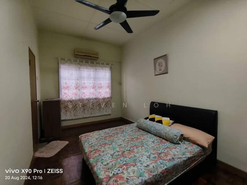 2-storey Terraced House for Sale in Bandar Putra Kulai (Kulai) - Steven Loh - Bedroom - PropertyGuru.com.my