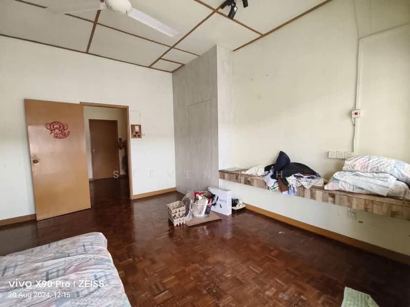 2-storey Terraced House for Sale in Bandar Putra Kulai (Kulai) - Steven Loh - Bedroom - PropertyGuru.com.my