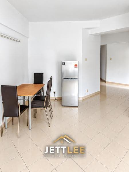 Kondominium untuk Dijual di Regency Condominium - Tom Lee - Dining Room - PropertyGuru.com.my