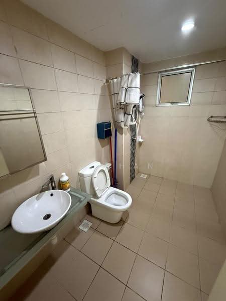 Kediaman Servis untuk Disewa di Greenfield Regency - SJ CHAN - Bathroom - PropertyGuru.com.my