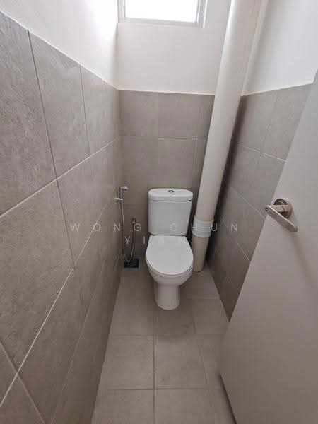 Shop / Office for Rent in Bandar Perdana (Sungai Petani) - Wong Chun Yian - Bathroom - PropertyGuru.com.my
