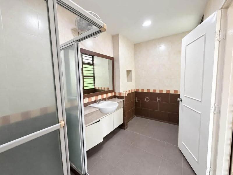 2-storey Terraced House for Sale in Taman Impian Emas (Skudai) - Steven Loh - Bathroom - PropertyGuru.com.my