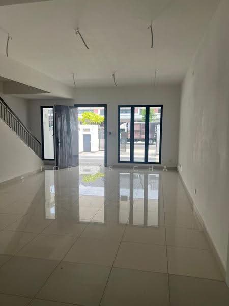 Rumah Teres 2-Tingkat untuk Dijual di Shah Alam (Selangor) - Torres Chan - Entrance - PropertyGuru.com.my