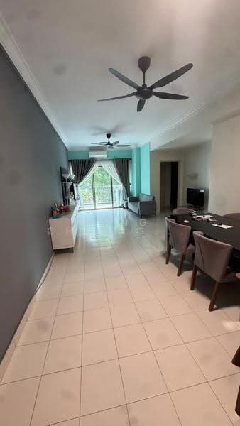 Pangsapuri untuk Disewa di Danga View Apartment - Hong Charng Lee - Living Room - PropertyGuru.com.my