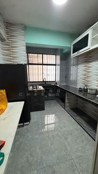 Pangsapuri untuk Disewa di Danga View Apartment - Hong Charng Lee - Kitchen - PropertyGuru.com.my