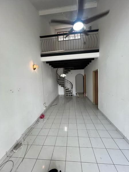 1-storey Terraced House for Rent in Taman Molek (Johor Bahru) - SJ CHAN - Interior - PropertyGuru.com.my