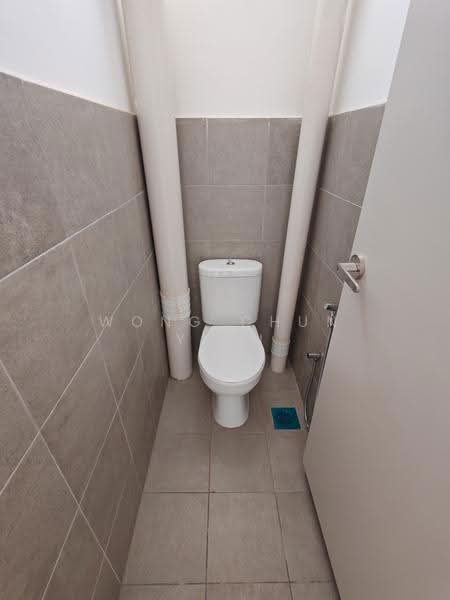 Shop / Office for Rent in Bandar Perdana (Sungai Petani) - Wong Chun Yian - Bathroom - PropertyGuru.com.my