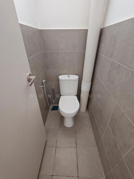 Shop / Office for Rent in Bandar Perdana (Sungai Petani) - Wong Chun Yian - Bathroom - PropertyGuru.com.my