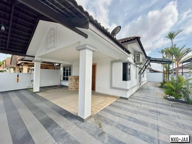 Semi-Detached House for Sale in Taman Aman Perdana (Kapar) - Raymond Choo - Exterior - PropertyGuru.com.my