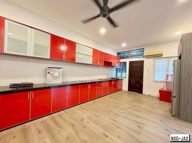 Semi-Detached House for Sale in Taman Aman Perdana (Kapar) - Raymond Choo - Kitchen - PropertyGuru.com.my