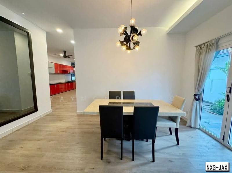 Semi-Detached House for Sale in Taman Aman Perdana (Kapar) - Raymond Choo - Dining Room - PropertyGuru.com.my