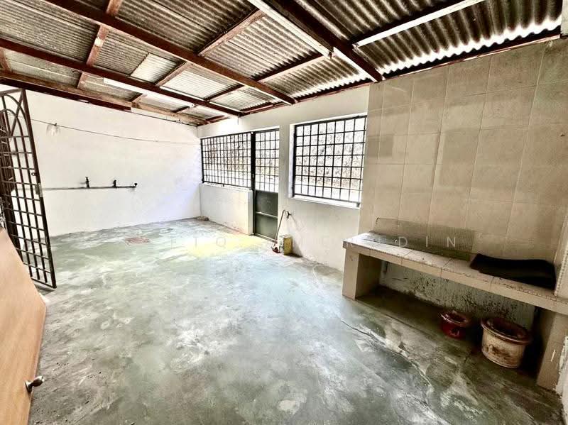 2-storey Terraced House for Sale in Taman Bukit Mewah (Kajang) - Shafiq Amerudin - Exterior - PropertyGuru.com.my