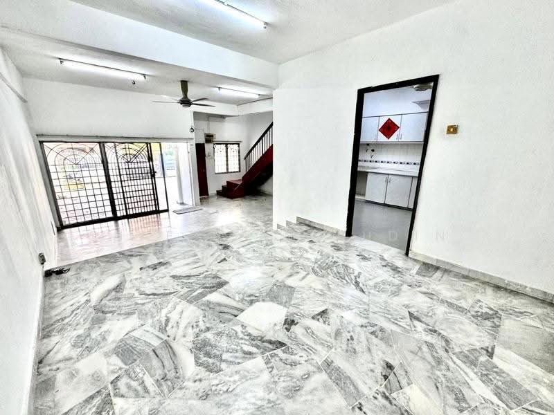2-storey Terraced House for Sale in Taman Bukit Mewah (Kajang) - Shafiq Amerudin - Living Room - PropertyGuru.com.my