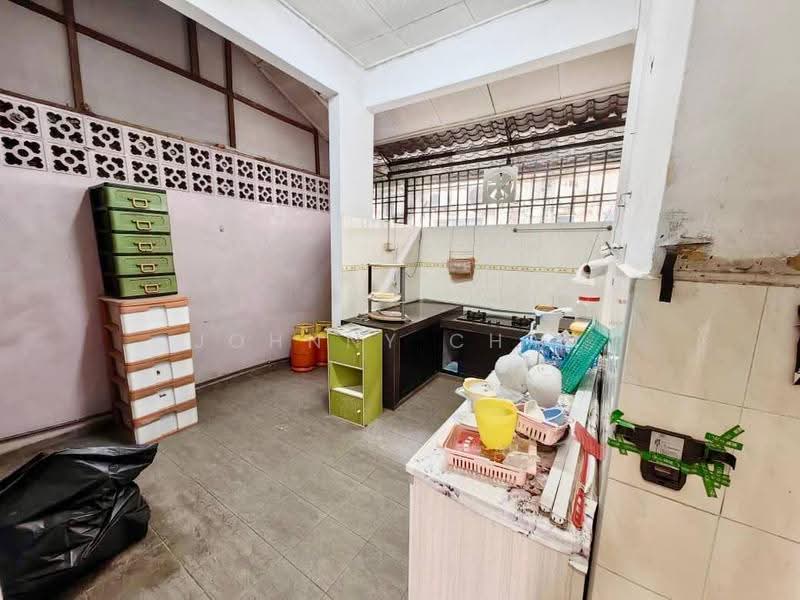 1-storey Terraced House for Sale in Taman Nusa Bestari 2 (Iskandar Puteri (Nusajaya)) - Johnny Chan - Kitchen - PropertyGuru.com.my