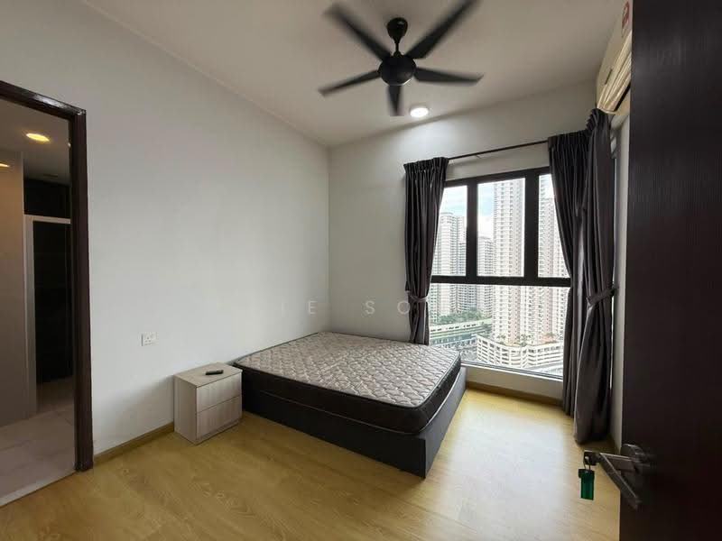 Kondominium untuk Disewa di Royal Strand @ Country Garden Danga Bay - Evie Song - PropertyGuru.com.my